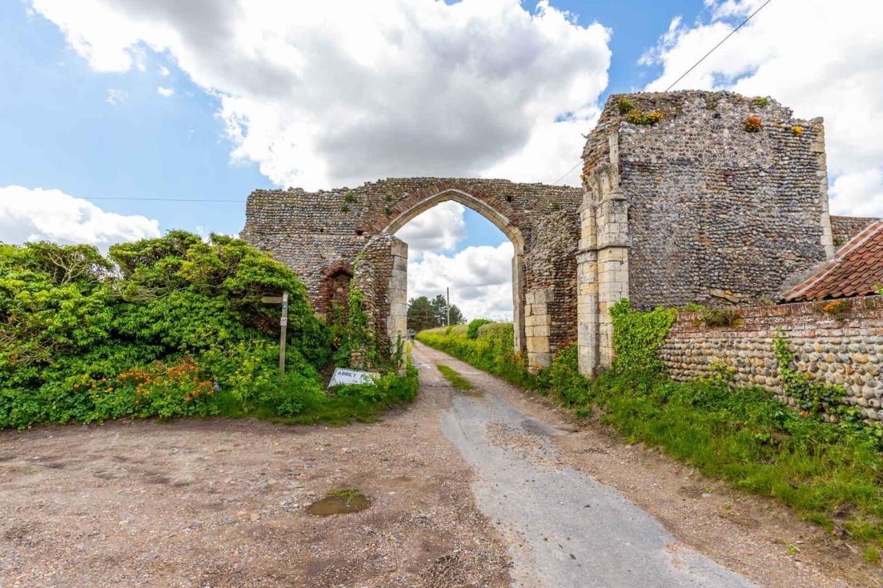 Abbey Farm Cottages Bacton  Esterno foto