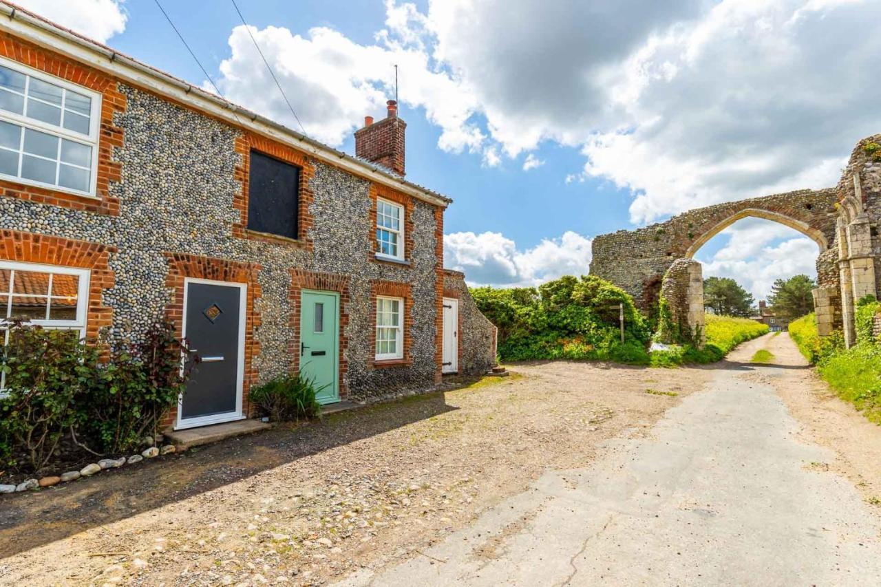 Abbey Farm Cottages Bacton  Esterno foto